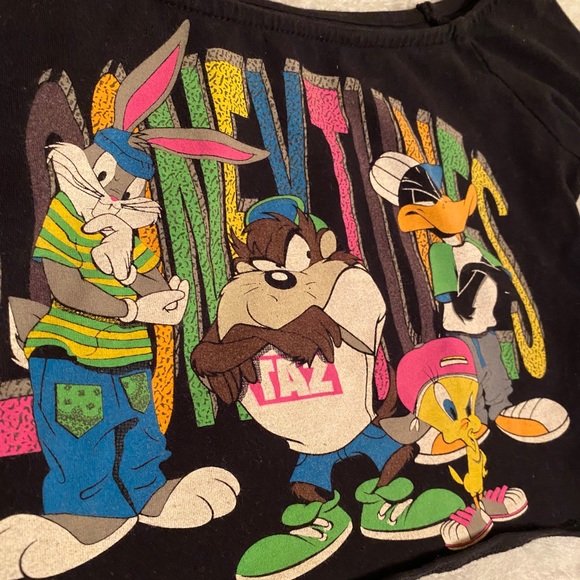 Looney Toons Vintage Crop Top - Picture 4 of 5